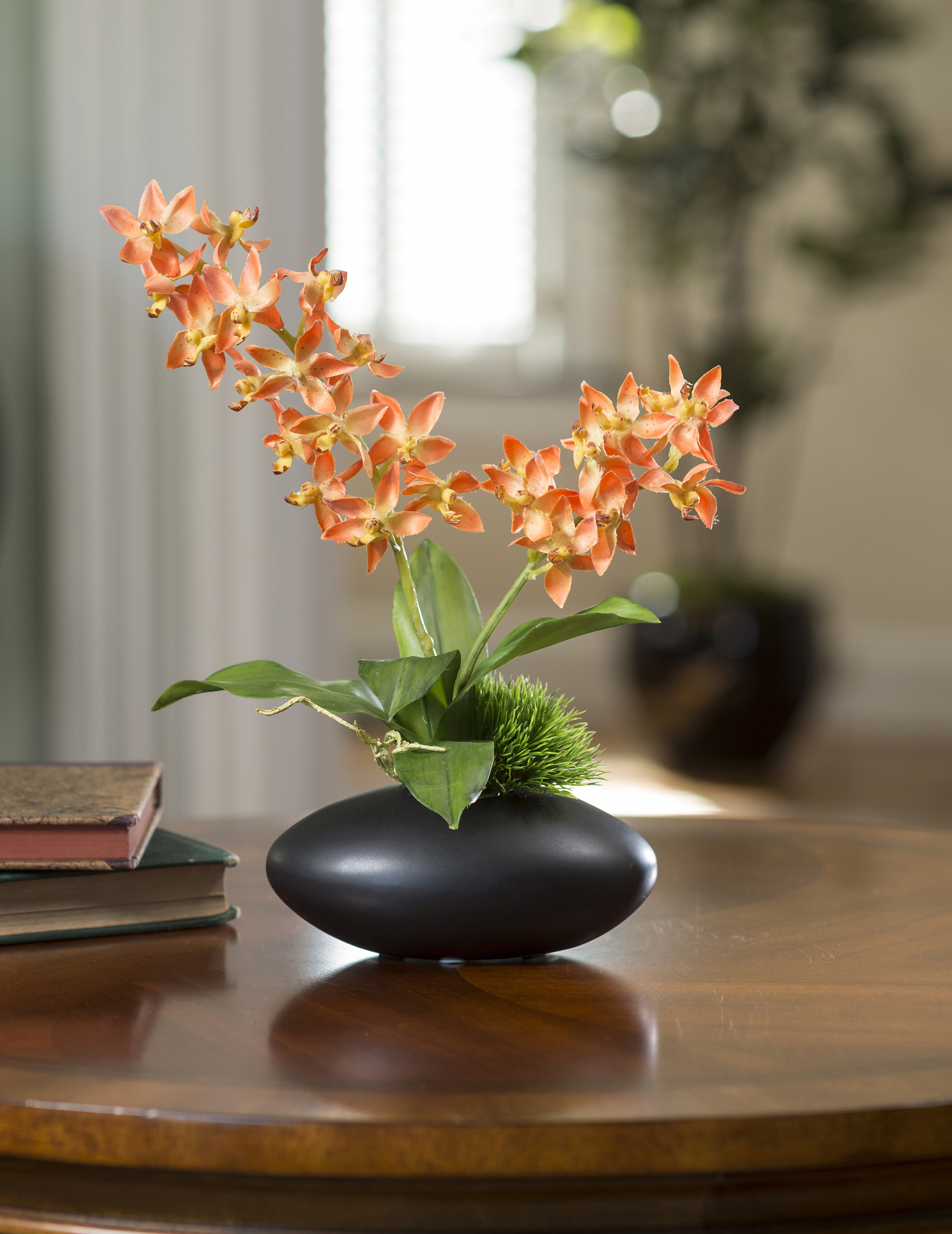 Announces Spring 2014 Collection